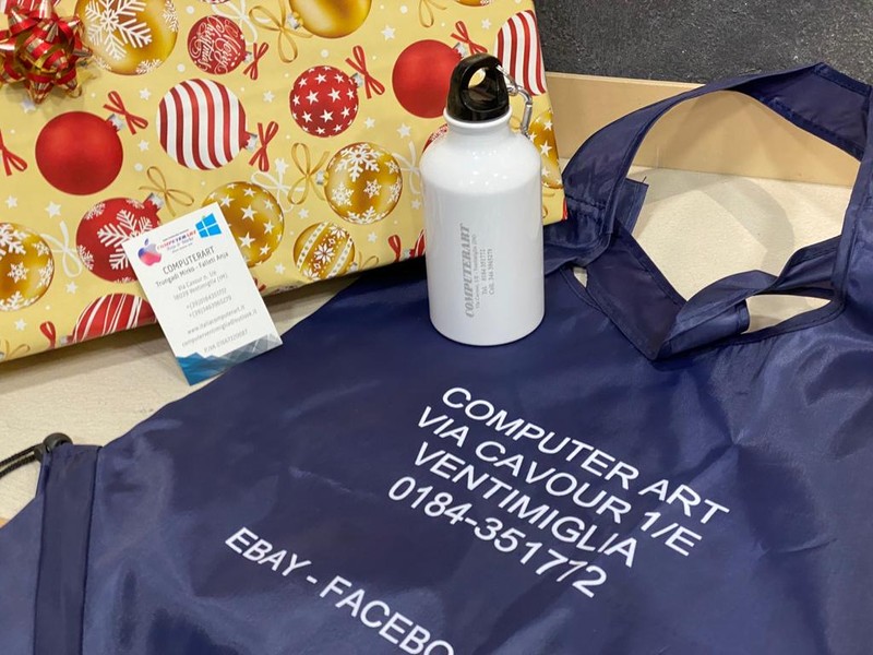 Idee Regalo Natale Hi Tech.Natale Sempre Piu Hi Tech Da Computerart A Ventimiglia Le Migliori Idee Regalo Per Stupire Tutti Con Gadget Tecnologici Savonanews It