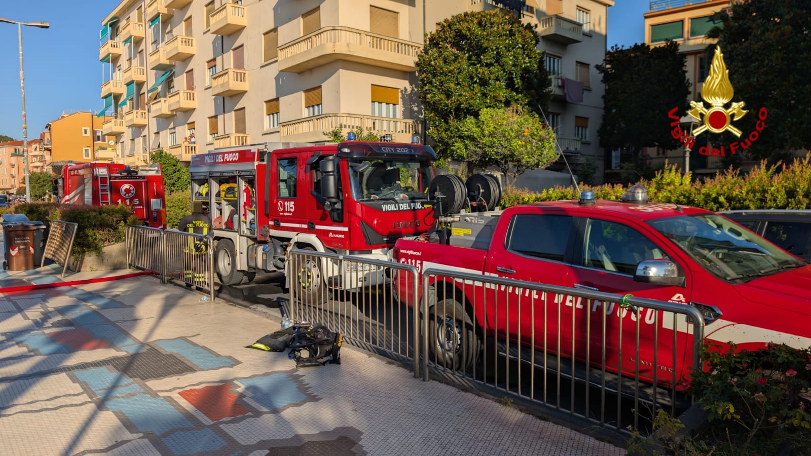 Albissola, a fuoco un compressore d'aria in uno stabilimento balneare ...