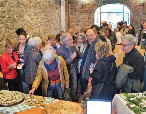 Oltre 17.000 presenze per la 'Forza della Natura' dedicata a Libereso e terminata ieri a Sanremo Oltre 17.000 presenze per la 'Forza della Natura' dedicata a Libereso e terminata ieri a Sanremo