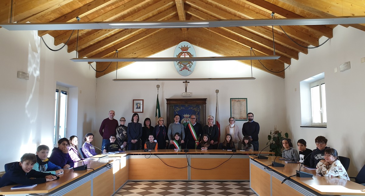 Pietra Ligure, insediamento per il Consiglio Comunale delle ragazze e dei ragazzi: – Savonanews.it Pietra Ligure, insediamento per il Consiglio Comunale delle ragazze e dei ragazzi: – Savonanews.it