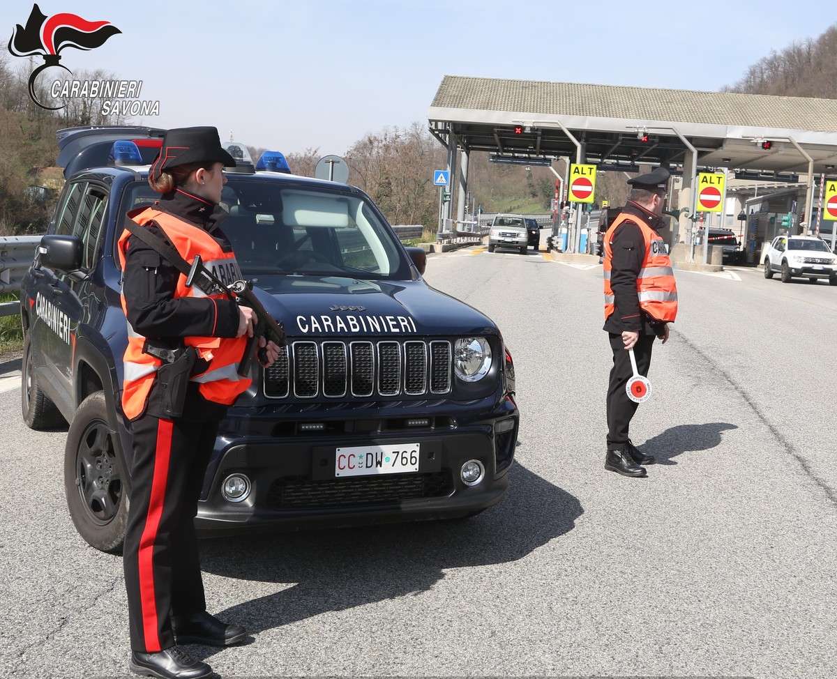 Truffe online ad Altare e Mallare: i Carabinieri denunciano due persone per vari raggiri Truffe online ad Altare e Mallare: i Carabinieri denunciano due persone per vari raggiri