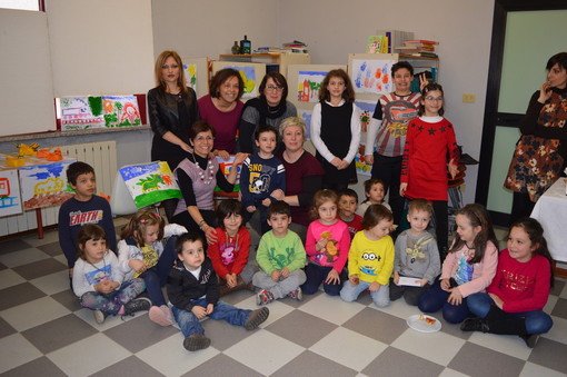 “Tutto inizia con un canto e finisce con un disegno”: ecco il nuovo progetto dei bambini della scuola dell'infanzia di Rocchetta “Tutto inizia con un canto e finisce con un disegno”: ecco il nuovo progetto dei bambini della scuola dell'infanzia di Rocchetta