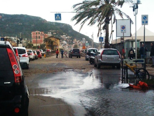 Pietra Ligure, riaperto il tratto della via Aurelia sul confine con Borgio Verezzi Pietra Ligure, riaperto il tratto della via Aurelia sul confine con Borgio Verezzi