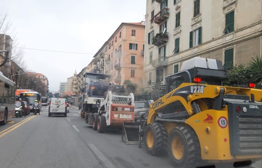 Piano asfalti a Savona, nelle vie centrali i lavori verranno effettuati di notte Piano asfalti a Savona, nelle vie centrali i lavori verranno effettuati di notte