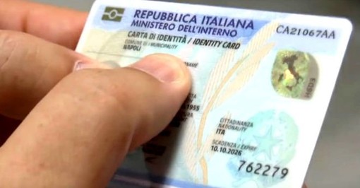 Code sportelli anagrafe di Savona per la carta d'identità: il comune punta a limitare i disagi