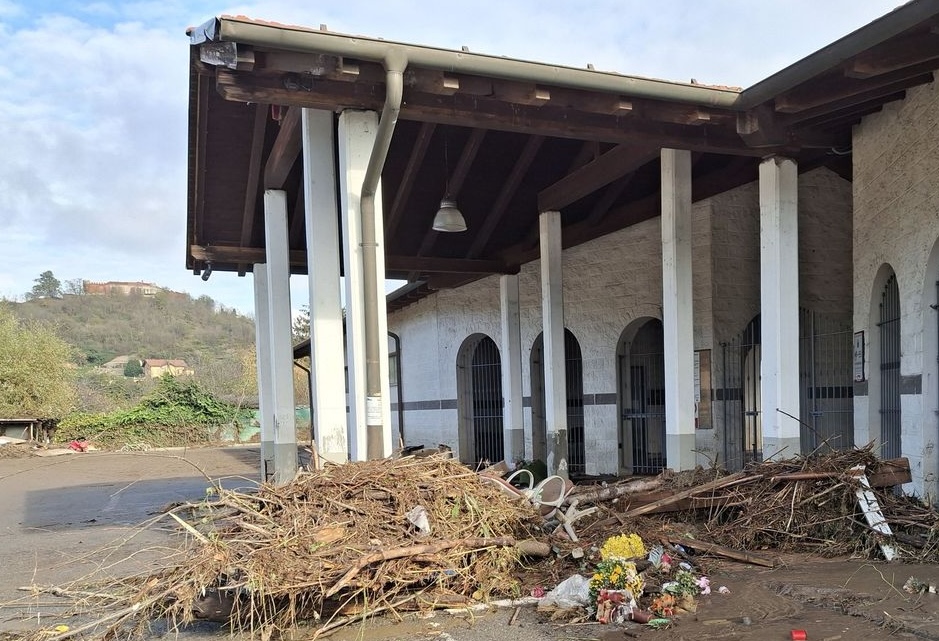 Alluvione a Cairo, il cimitero riaprirà nel primo pomeriggio Alluvione a Cairo, il cimitero riaprirà nel primo pomeriggio