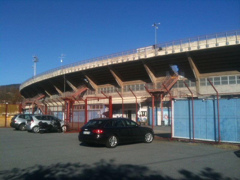 Tifosi del "Tutto Cuoio" aggrediti dagli ultras del Savona Calcio Tifosi del "Tutto Cuoio" aggrediti dagli ultras del Savona Calcio