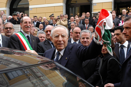 Cordoglio della Regione Liguria per la morte dell'ex Presidente della Repubblica Carlo Azeglio Ciampi Cordoglio della Regione Liguria per la morte dell'ex Presidente della Repubblica Carlo Azeglio Ciampi