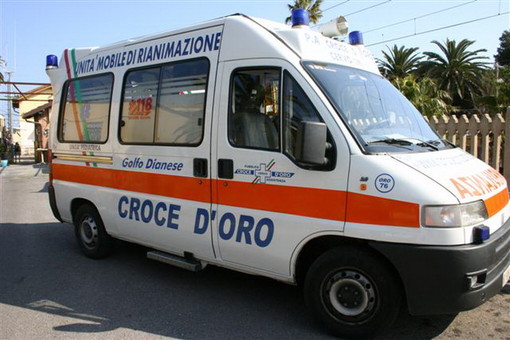 Deragliamento del treno ad Andora: uno dei due macchinisti feriti ha chiamato la Croce d'Oro di Cervo per ringraziarli del soccorso Deragliamento del treno ad Andora: uno dei due macchinisti feriti ha chiamato la Croce d'Oro di Cervo per ringraziarli del soccorso