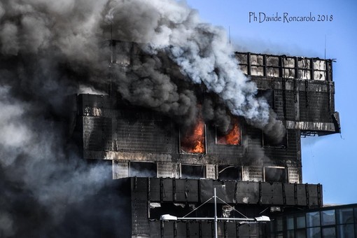 Un anno dall'incendio all'Autorità Portuale di Savona: fra una ventina di giorni la presentazione della consulenza