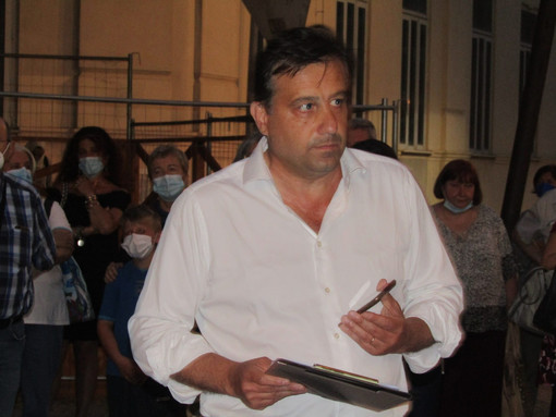 Comunali 2021, il candidato Russo e la proposta del PalaSavona: "Una struttura polifunzionale per rispondere alle esigenze sportive e culturali della città" Comunali 2021, il candidato Russo e la proposta del PalaSavona: "Una struttura polifunzionale per rispondere alle esigenze sportive e culturali della città"