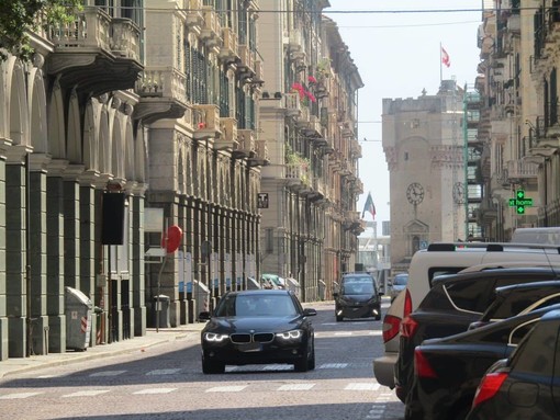 Savona, +Europa in strada con un info-point e raccolta firme per sei proposte di legge Savona, +Europa in strada con un info-point e raccolta firme per sei proposte di legge
