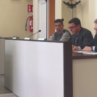 Sindaco indagato per truffa aggravata, +Cairo evoca la "questione morale" Sindaco indagato per truffa aggravata, +Cairo evoca la "questione morale"