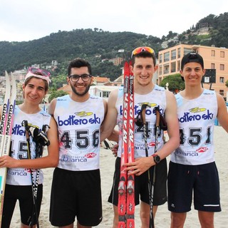 Gli "Sciatori disagiati" della Valle Stura  hanno vinto la nona edizione di "Sci on the beach" di Laigueglia
