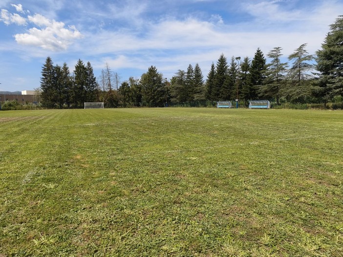 Rinasce lo stadio "Paolo Ponzo" di Bragno: dopo l'alluvione del settembre 2025, ultimato l'intervento da 50mila euro stanziato dal Comune di Cairo Rinasce lo stadio "Paolo Ponzo" di Bragno: dopo l'alluvione del settembre 2025, ultimato l'intervento da 50mila euro stanziato dal Comune di Cairo