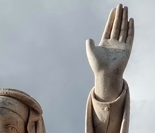 Danneggiata la statua di Santa Caterina a Varazze: individuati i due giovani colpevoli Danneggiata la statua di Santa Caterina a Varazze: individuati i due giovani colpevoli