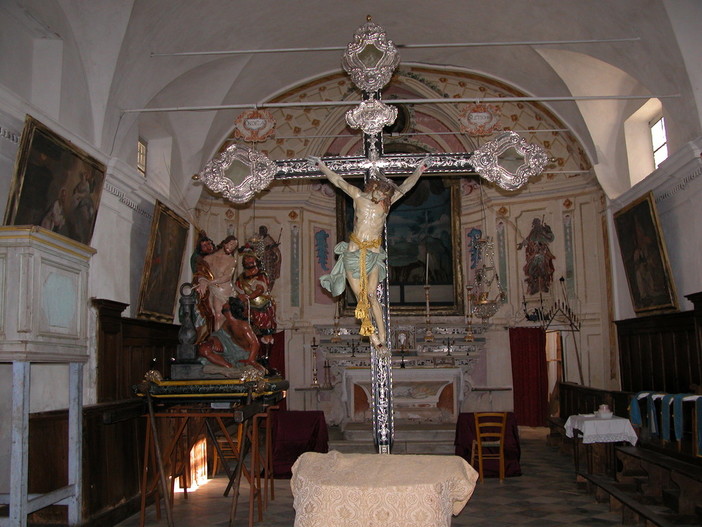 Sassello, restauro del Crocifisso ligneo dell'Oratorio dei Disciplinanti: il Lions Club delle Albisole promuove una raccolta fondi Sassello, restauro del Crocifisso ligneo dell'Oratorio dei Disciplinanti: il Lions Club delle Albisole promuove una raccolta fondi
