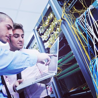 Quali sono i vantaggi di un hosting dedicato?