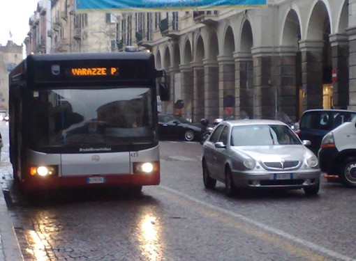 Savona: i sindacati proclamano lo sciopero, stop dei pullman per 8 ore