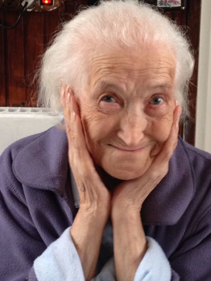 Da Lubiana ad Albenga, nonna Giuseppina compie 100 anni Da Lubiana ad Albenga, nonna Giuseppina compie 100 anni