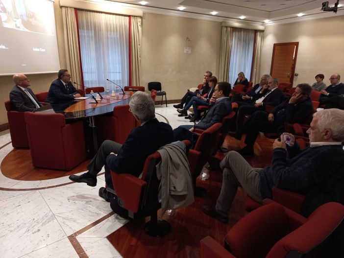 Regione, Toti ha incontrato i rappresentanti delle categorie imprenditoriali per illustrare la manovra 2024 Regione, Toti ha incontrato i rappresentanti delle categorie imprenditoriali per illustrare la manovra 2024