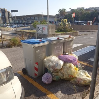 Porta a porta a Savona: "In via Lichene è una settimana che non si ritira la plastica"
