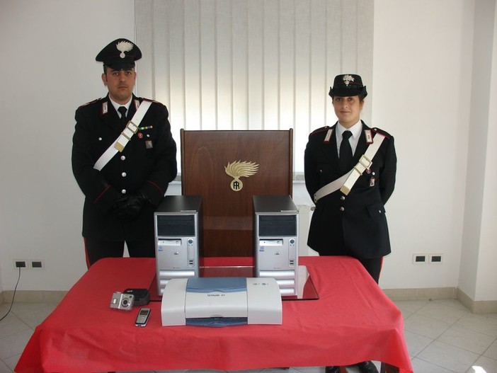 Albenga: scoperto dai carabinieri il ladro &amp;quot;telematico&amp;