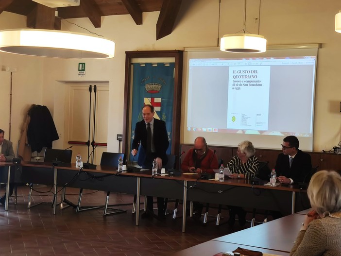 Sala gremita per l'assemblea annuale di Upasv, si è parlato di analisi sull'andamento turistico, investimenti per le imprese e accesso al credito