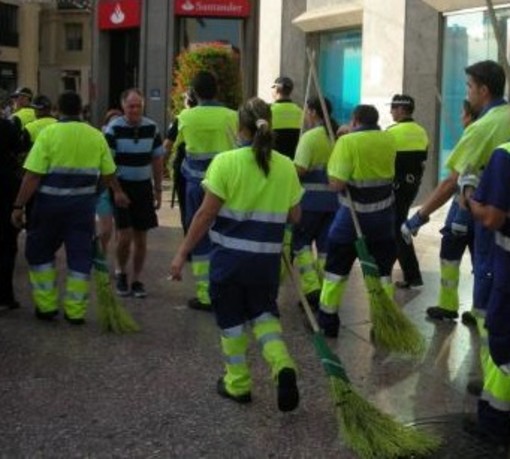 Nuova gara di appalto a Varazze per raccolta rifiuti e spazzamento Nuova gara di appalto a Varazze per raccolta rifiuti e spazzamento