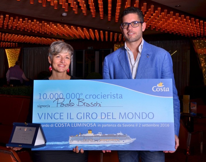 Savona festeggia il decimilionesimo crocerista : vince un giro del mondo con Costa Crociere Savona festeggia il decimilionesimo crocerista : vince un giro del mondo con Costa Crociere
