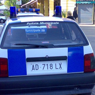 Albenga: regolari gli stranieri controllati nel blitz di questa mattina in via Morella