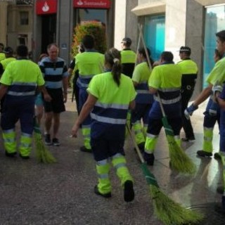 Nuova gara di appalto a Varazze per raccolta rifiuti e spazzamento Nuova gara di appalto a Varazze per raccolta rifiuti e spazzamento