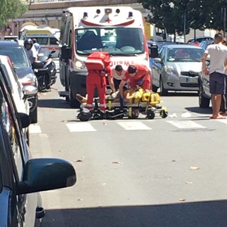 Savona: auto contro moto in via Pietro Giuria, motociclista trasportato in codice giallo in Ospedale Savona: auto contro moto in via Pietro Giuria, motociclista trasportato in codice giallo in Ospedale