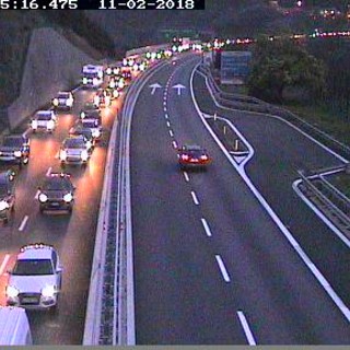 Viabilità sulla A10: code e rallentamenti (Agg. traffico in diminuzione)