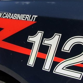 Savona, 33enne dà in escandescenze e aggredisce i carabinieri: arrestato
