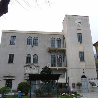 Calice, il 78% di raccolta differenziata non basta, il Comune punta più in alto: &quot;Ancora troppi errori, potenzieremo i controlli&quot;