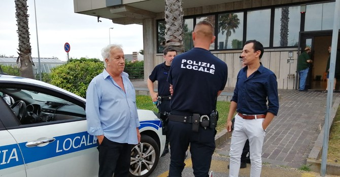 Albenga, si rafforza la Polizia Locale: arrivano nuovi agenti, da inizio anno 20 arresti e 50 denunce Albenga, si rafforza la Polizia Locale: arrivano nuovi agenti, da inizio anno 20 arresti e 50 denunce
