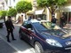 Scambiato per topo d'appartamenti, Carabinieri e Polizia Locale scovano venditore abusivo in fuga ad Alassio