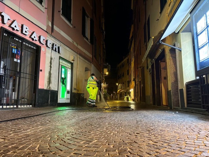 Un intervento di pulizia a Celle da parte di Sat Un intervento di pulizia a Celle da parte di Sat
