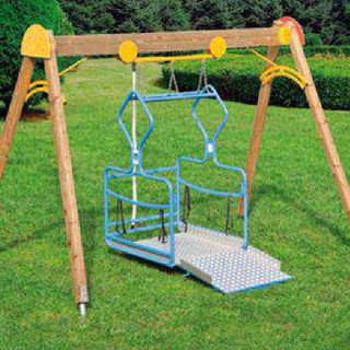 Ad Andora una cena benefica per acquistare un'altalena per i bimbi in carrozzina