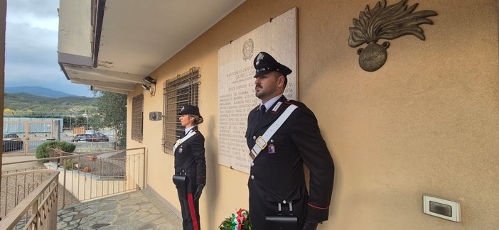 Anche a Villanova d'Albenga l'omaggio alle vittime della strage di Nassiriya Anche a Villanova d'Albenga l'omaggio alle vittime della strage di Nassiriya