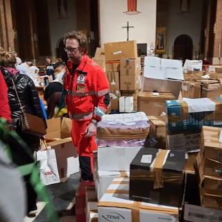 Croce Bianca Savona, un compleanno all'insegna della solidarietà: raccolti e consegnati beni per l'Ucraina