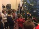 Bimbi in Regione per allestire l'albero di Natale con il Presidente Toti Bimbi in Regione per allestire l'albero di Natale con il Presidente Toti