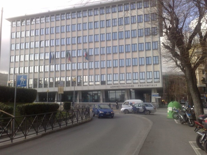 Provincia: presentata la guida informativa per garantire la manutenzione della caldaia Provincia: presentata la guida informativa per garantire la manutenzione della caldaia