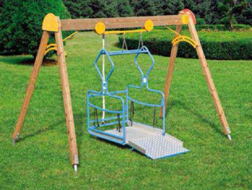 Ad Andora una cena benefica per acquistare un'altalena per i bimbi in carrozzina Ad Andora una cena benefica per acquistare un'altalena per i bimbi in carrozzina