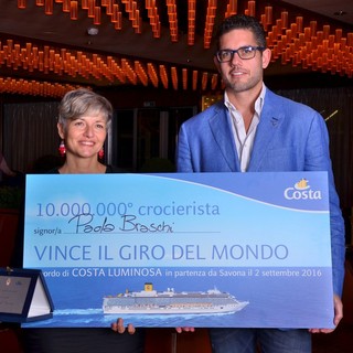 Savona festeggia il decimilionesimo crocerista : vince un giro del mondo con Costa Crociere