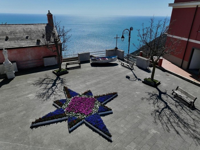 La composizione di Framura, nello spezzino, vincitrice del contest social organizzato dalla Regione