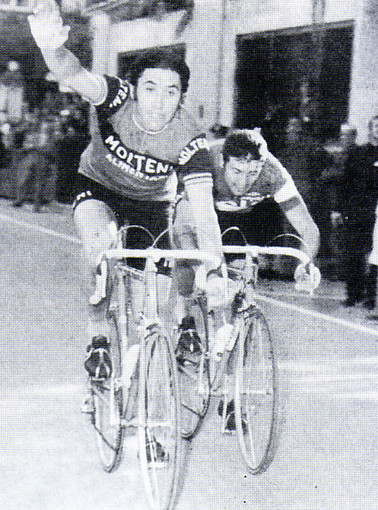 Ciclismo: Trofeo Laigueglia, scatta il concorso fotografico Ciclismo: Trofeo Laigueglia, scatta il concorso fotografico