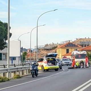 Scontro moto-auto tra Ceriale e Albenga: un ferito in codice giallo Scontro moto-auto tra Ceriale e Albenga: un ferito in codice giallo