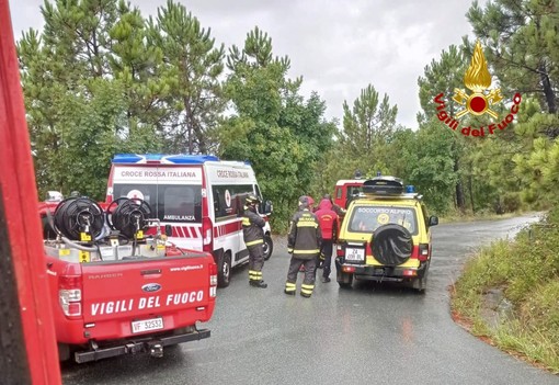 Varazze, famiglia sorpresa durante l'acquazzone alla Madonna della Guardia: soccorsi con un principio di ipotermia Varazze, famiglia sorpresa durante l'acquazzone alla Madonna della Guardia: soccorsi con un principio di ipotermia
